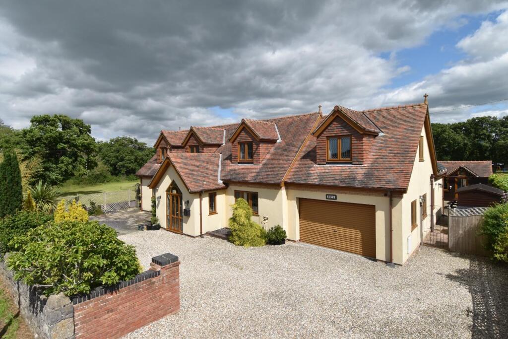 Main image of property: Trefnant, Denbigh