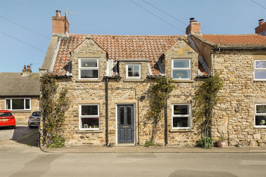 Main image of property: The Curtain, Eppleby, Richmond