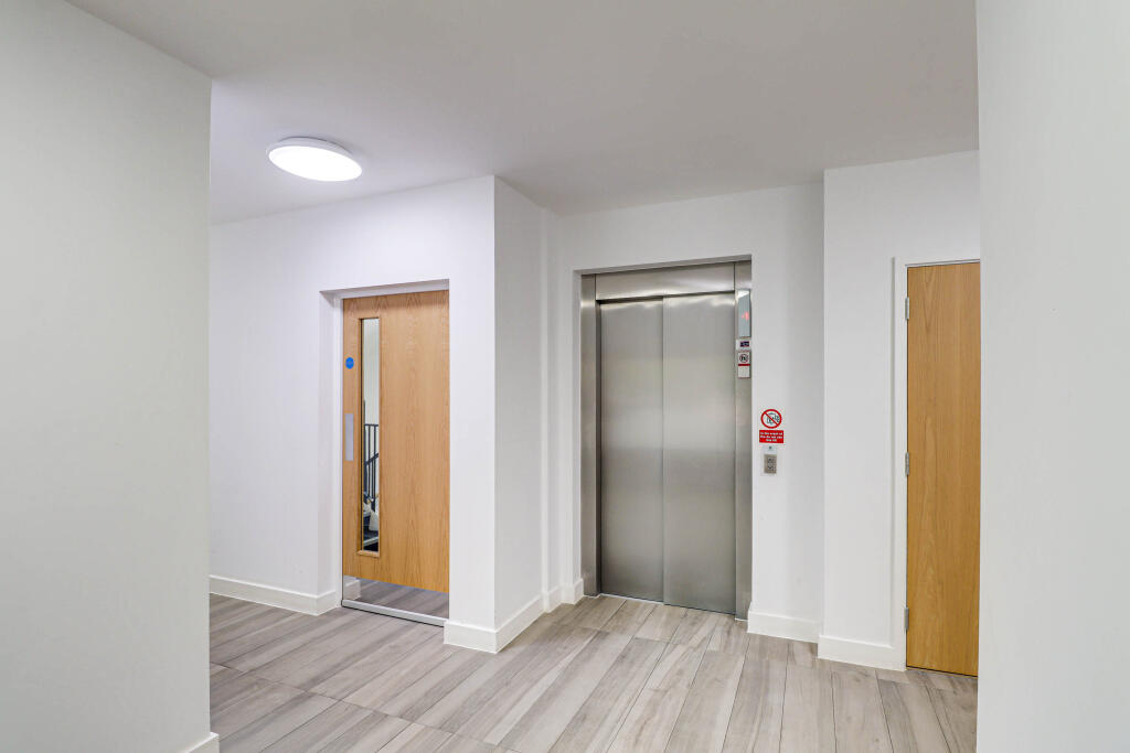 Additional image 16 of Gibbs Close, Harpenden, AL5