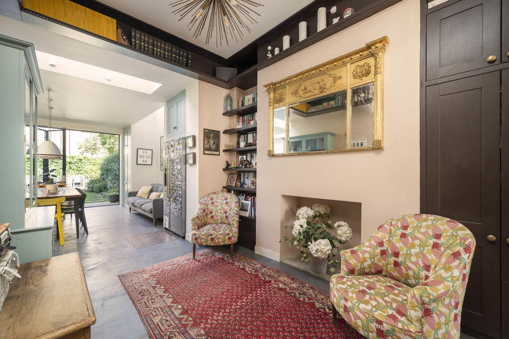 House in London - More