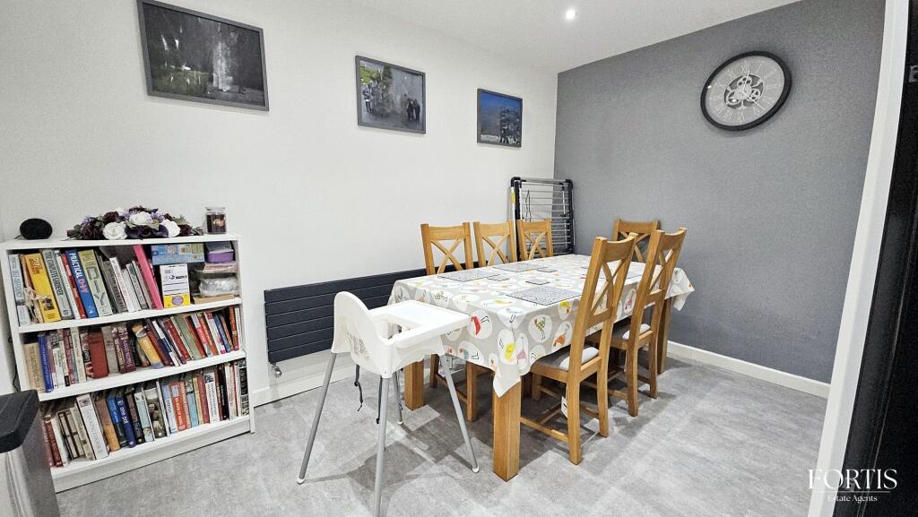 Bwlch Road, Cardiff, CF5 photo 4