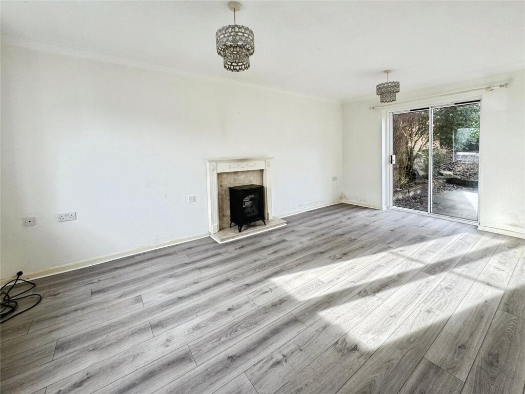 Carvel Court, St. Leonards-on-Sea, East Sussex, TN38 photo 2