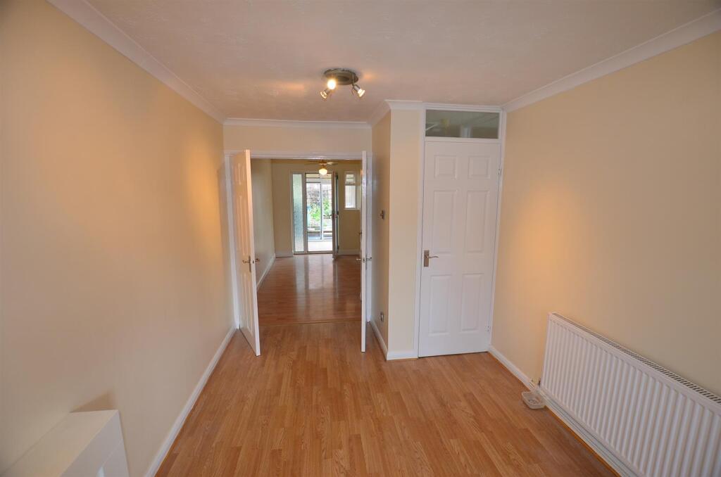 House in Derby, Snelsmoor - View 5