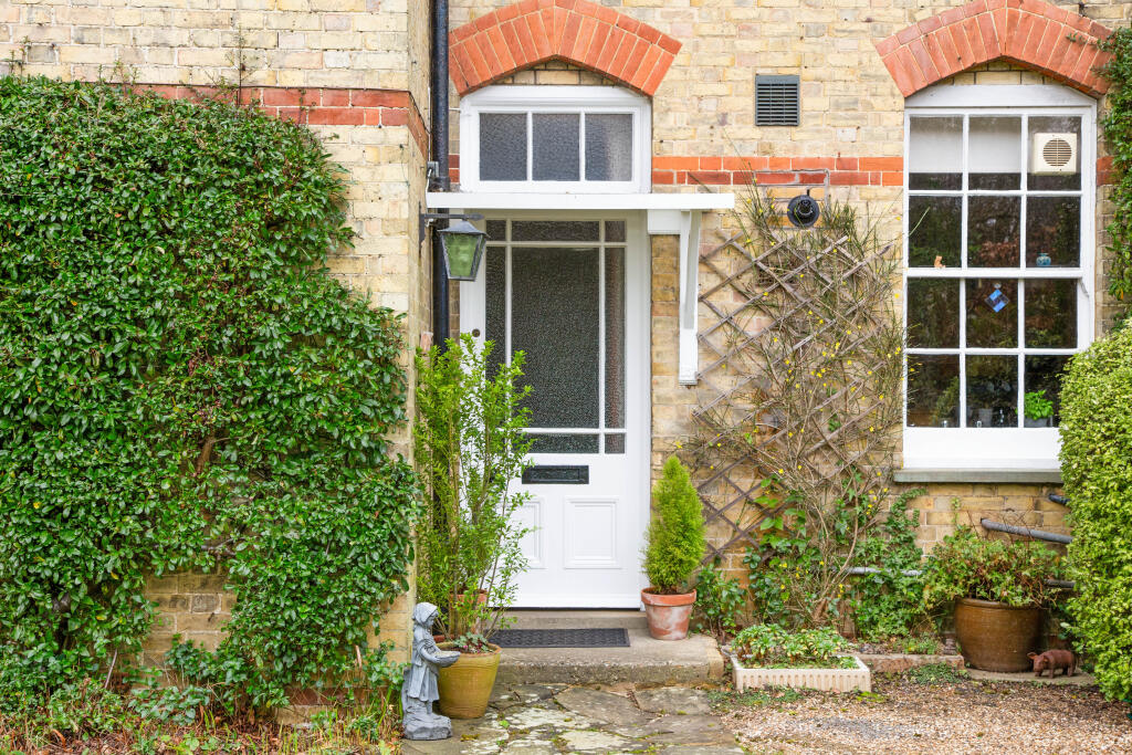 Broadwater Down, Tunbridge Wells, TN2 - View 5