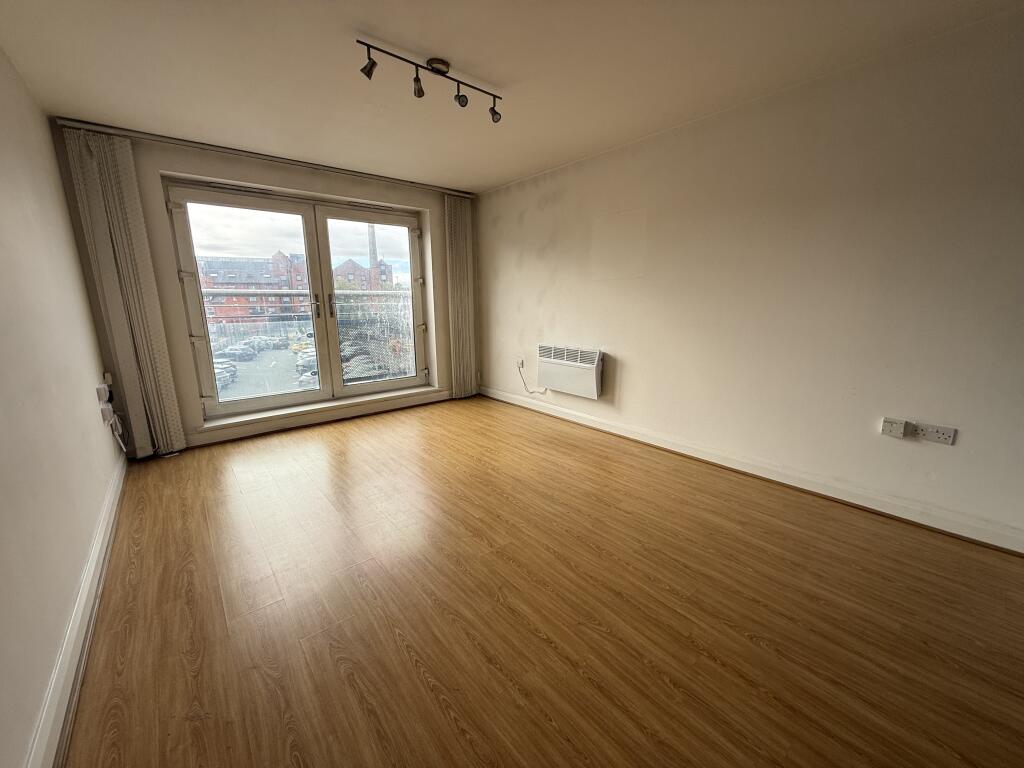 Apartment in Chester - View 3