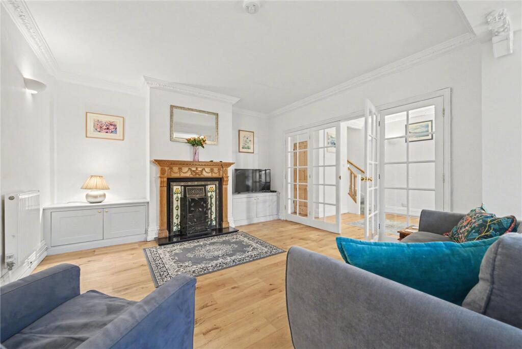 Court Road, Malvern, Worcestershire, WR14 photo 3
