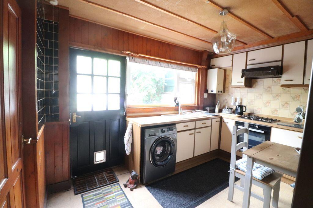 House in Stoke-on-Trent - More