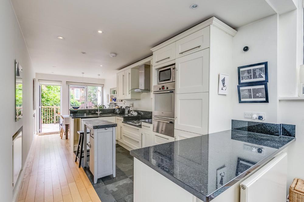 House in London - View 4