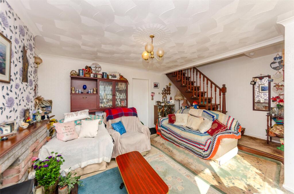 Cae Gweithdy, Menai Bridge, Isle of Anglesey, LL59 photo 3