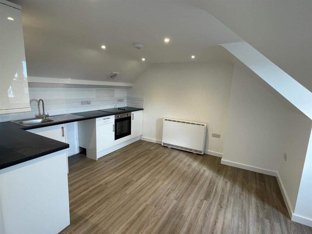 Main image of property: Mansfield Road, Alfreton, DE55 7JJ