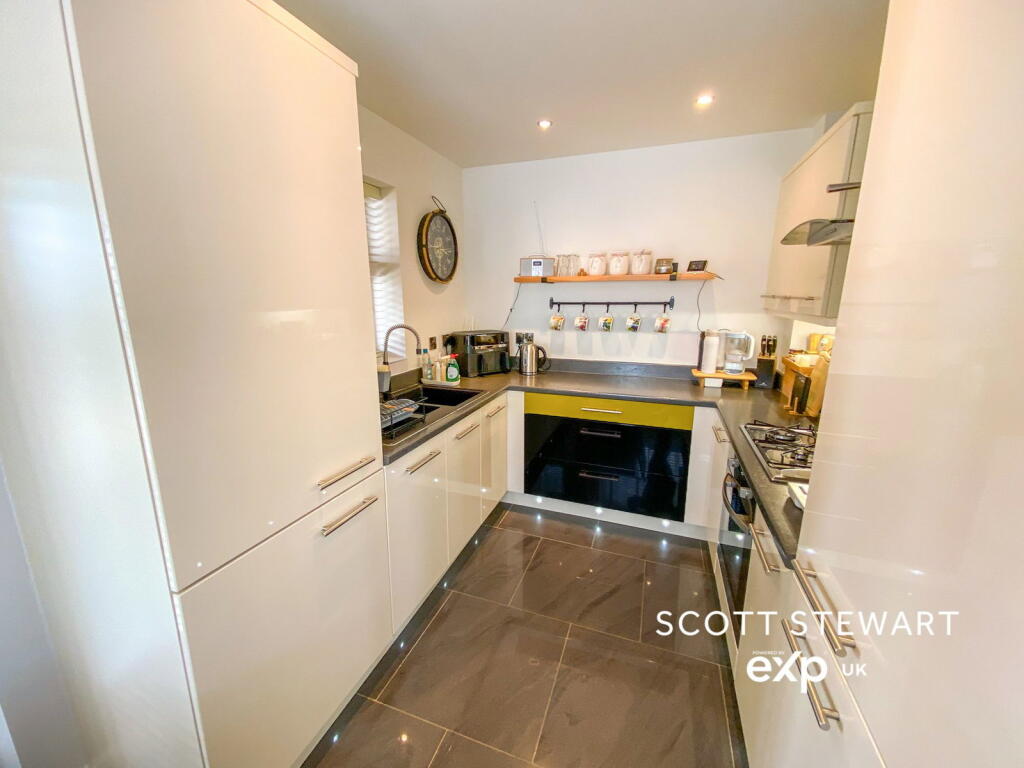 House in Peterborough - View 5