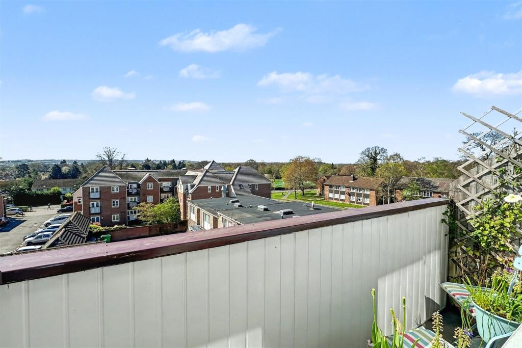 Main image of property: Hiltingbury