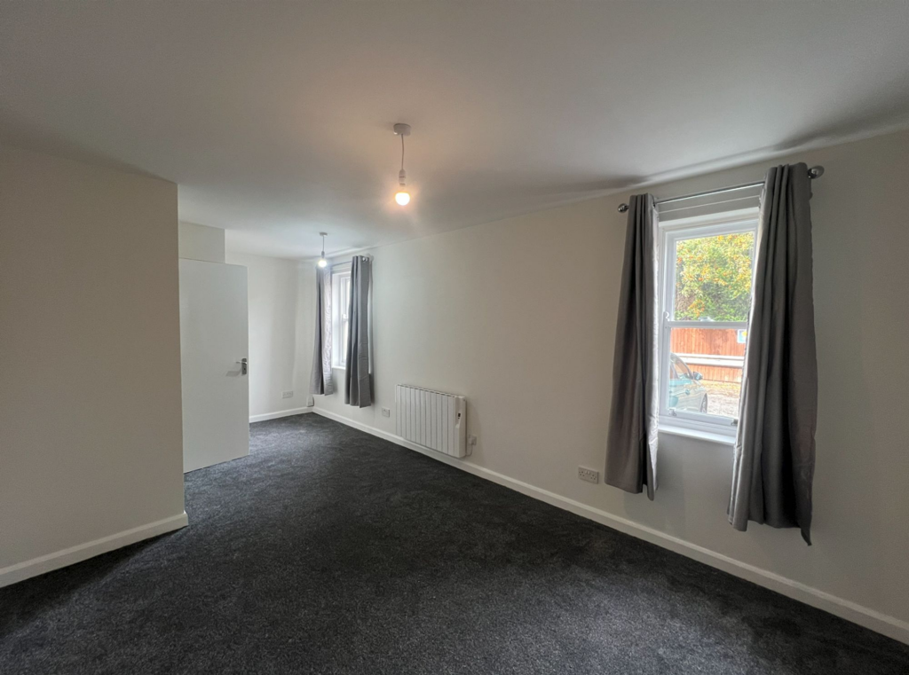 Apartment in Nottingham - View 5