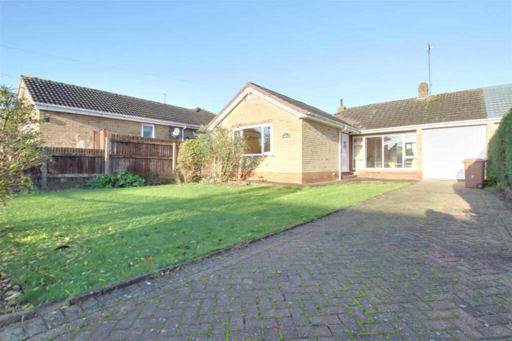 Main image of property: Chantry Way East, Swanland, North Ferriby
