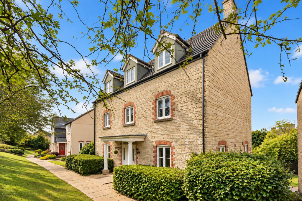 House in Truro - View 3