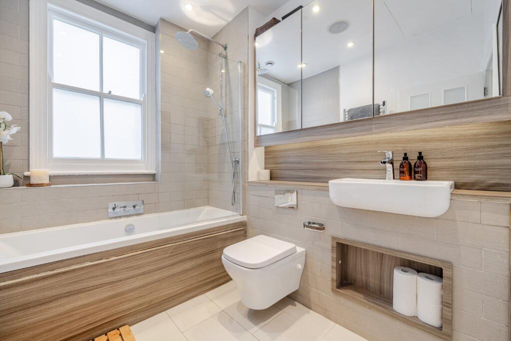 Apartment in London - View 4