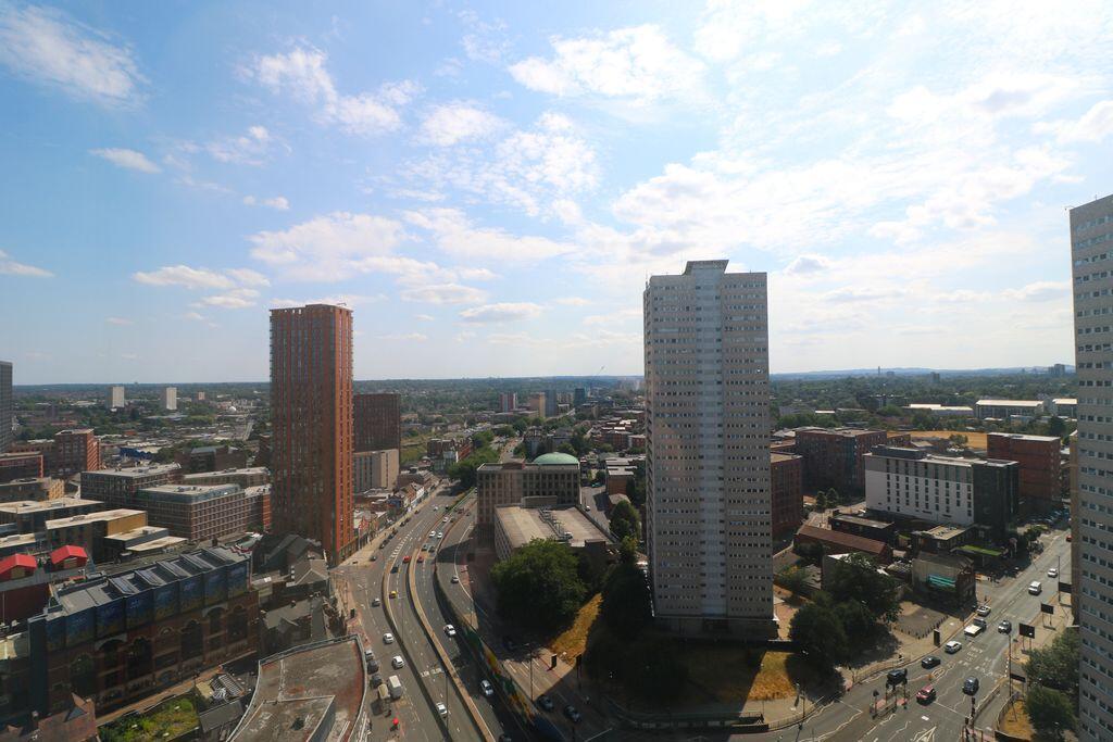 Apartment in Birmingham - More