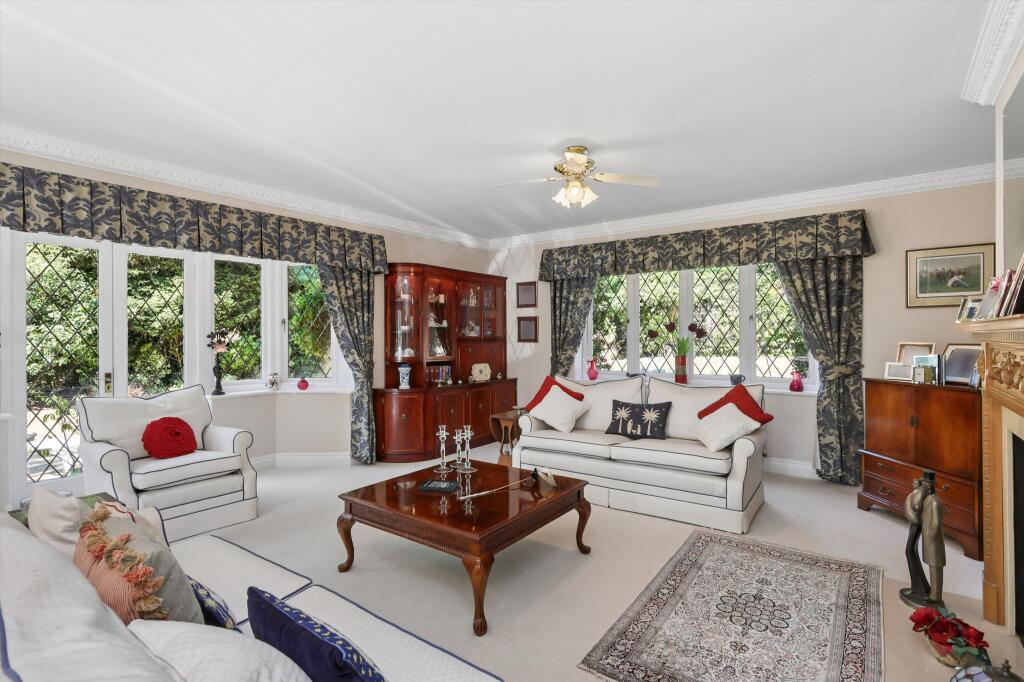 House in Elmbridge, Surrey - View 4