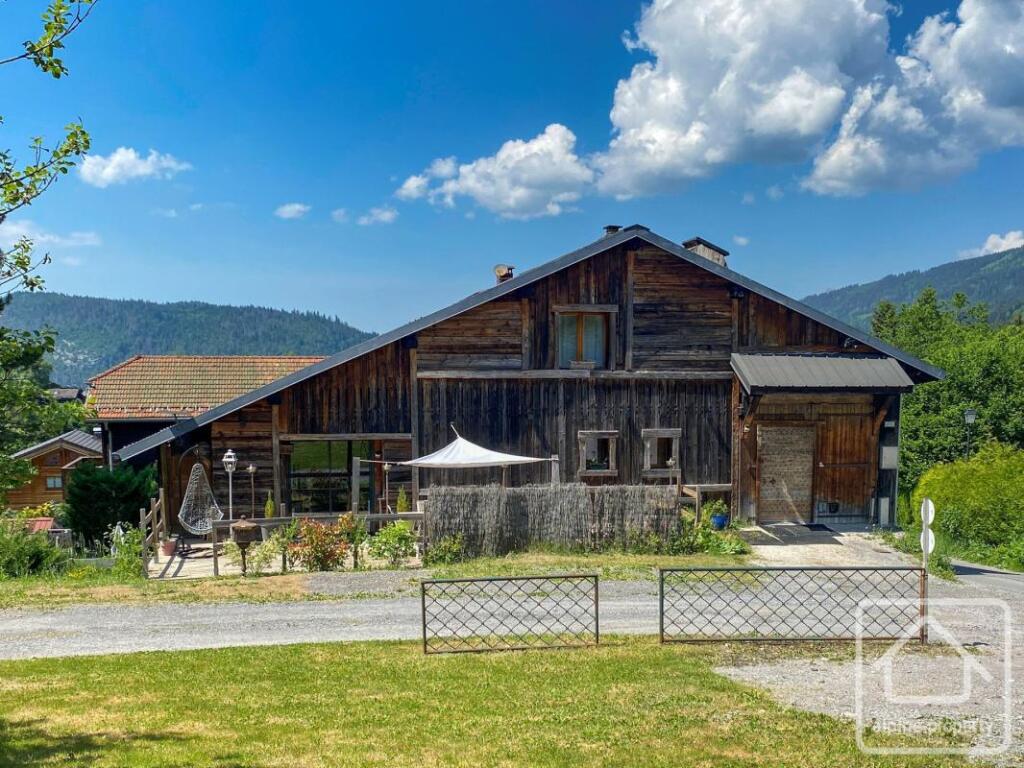 Main image of property: Rhone Alps, Haute-Savoie, Les Carroz-d`Arâches