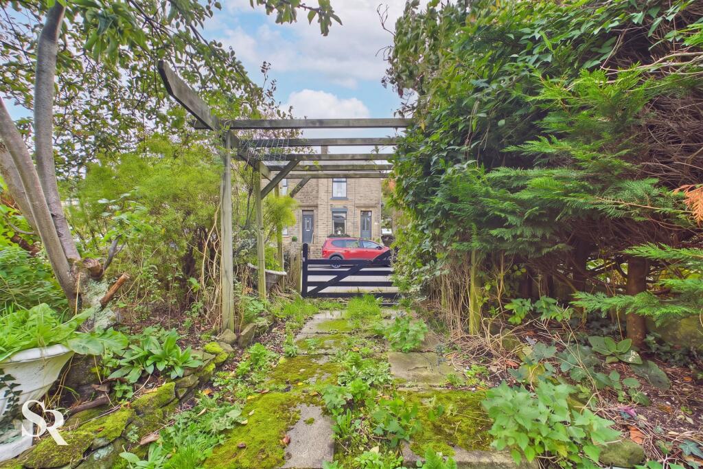 House in High Peak, Hayfield - View 4
