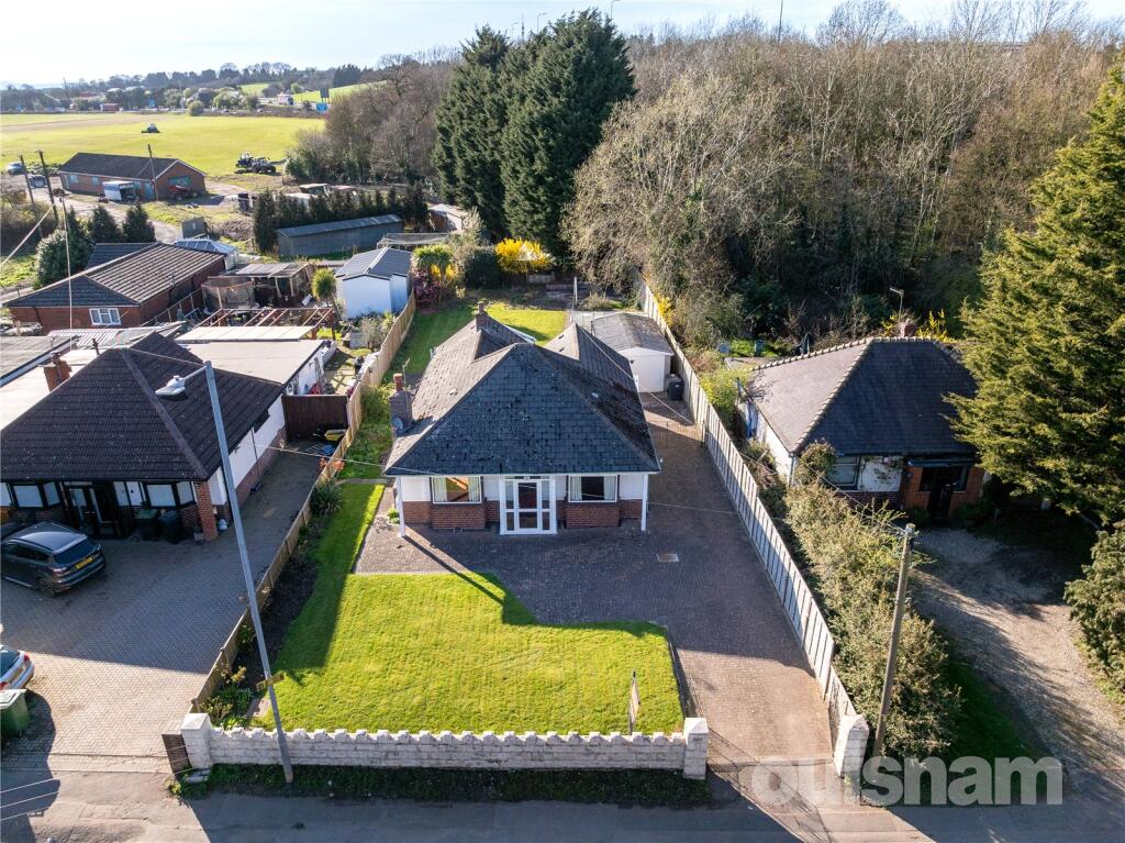 Stourbridge Road, Catshill, Bromsgrove, Worcestershire, B61