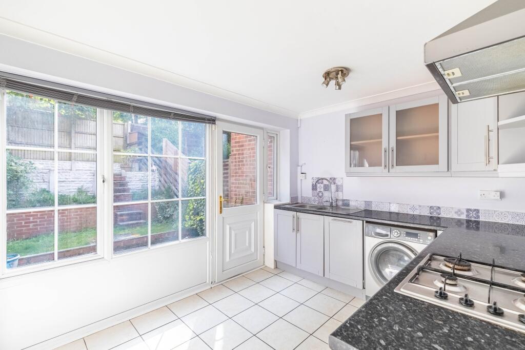 House in Leeds, Moortown - View 3