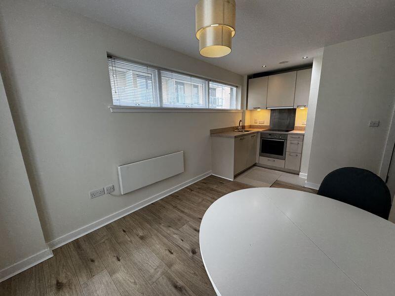 Apartment in Glasgow - View 4