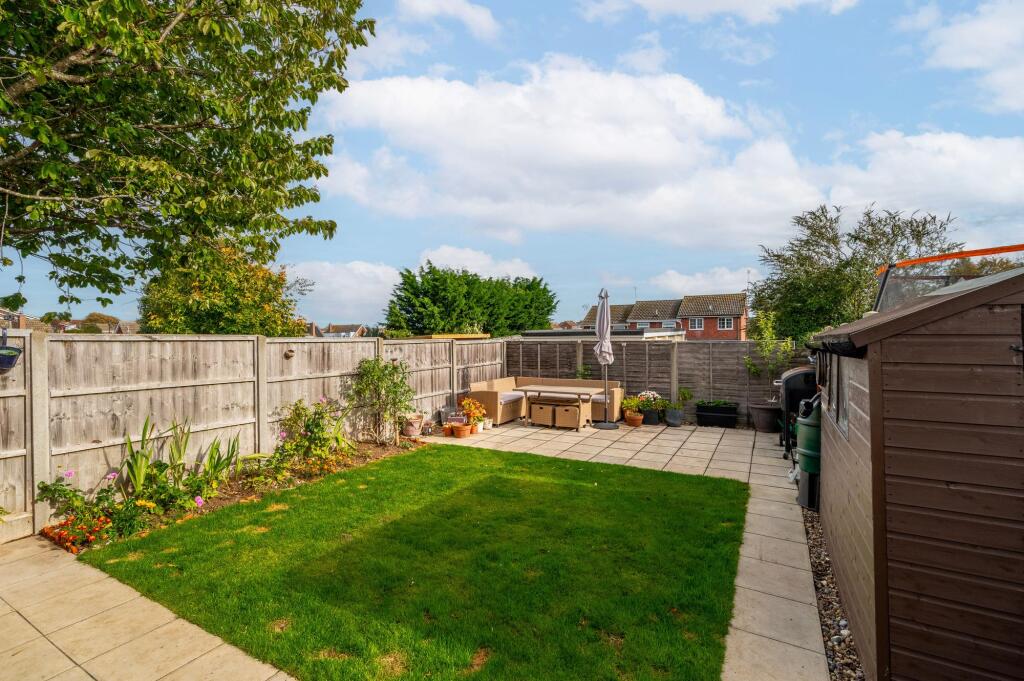 Peregrine Way, Kessingland photo 4