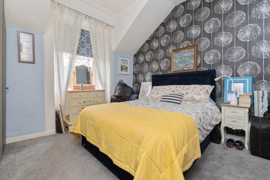 Apartment in Paisley - More