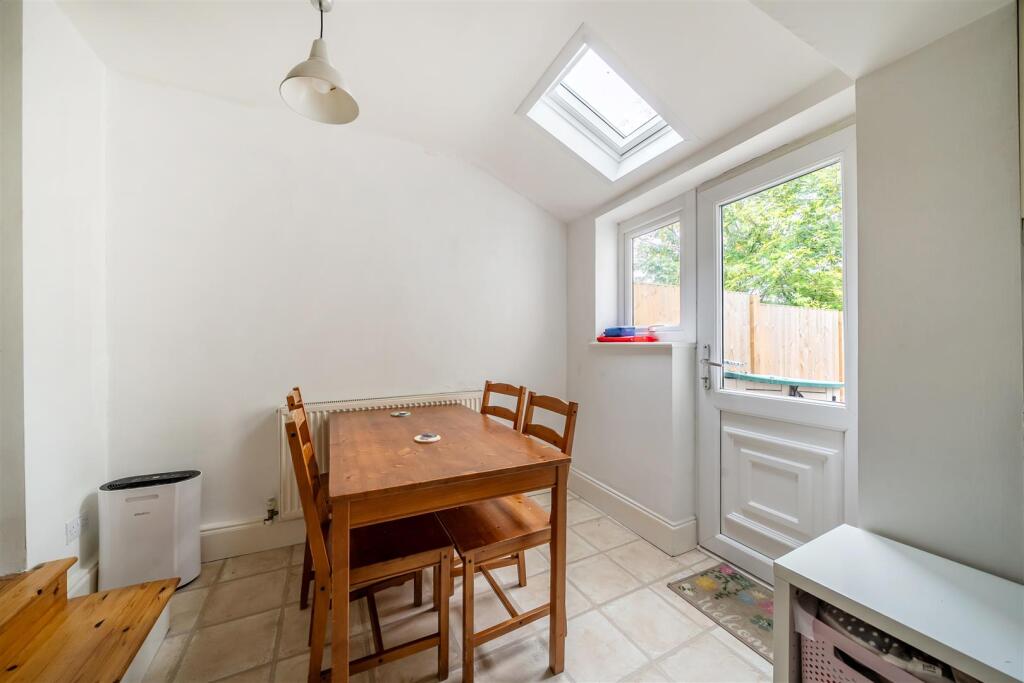 Tyndale Avenue, Bristol - More