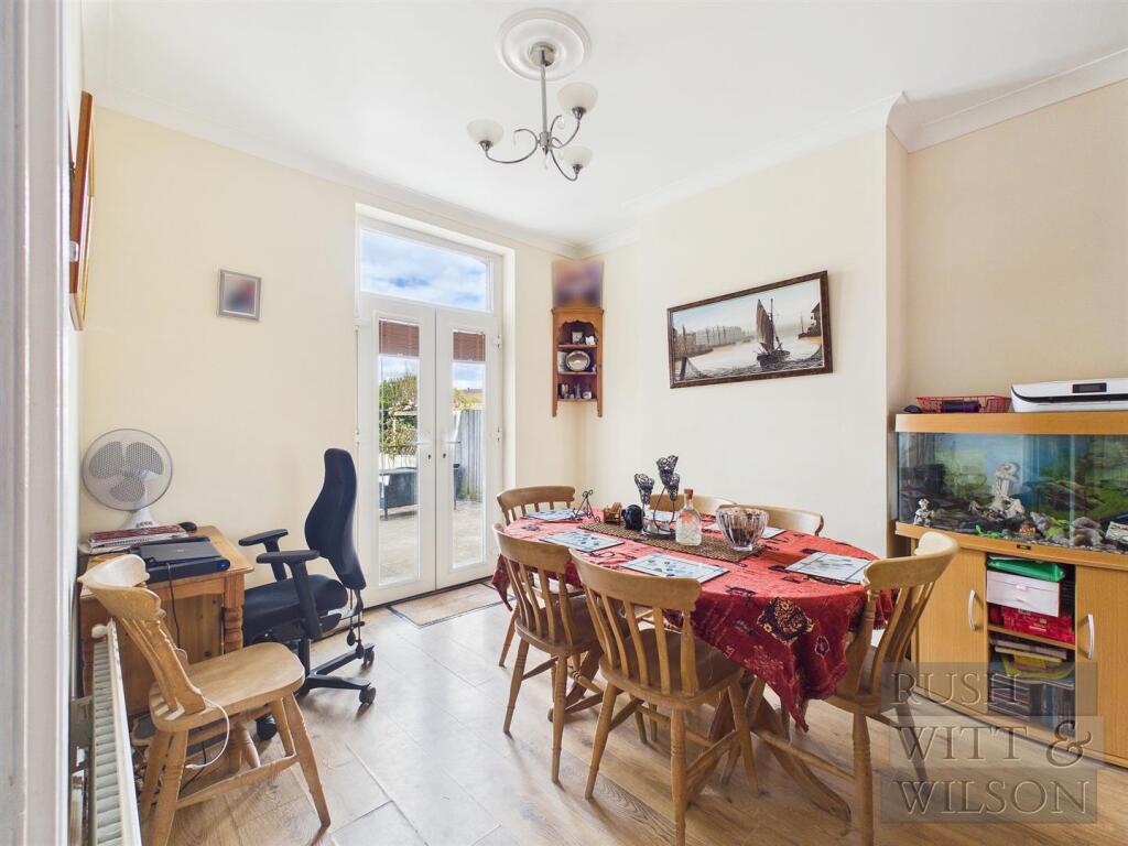 Hollington Old Lane, St. Leonards-On-Sea photo 4