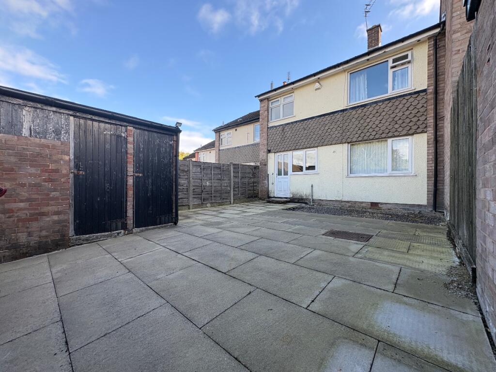 House in Bolton, Moses Gate - View 5