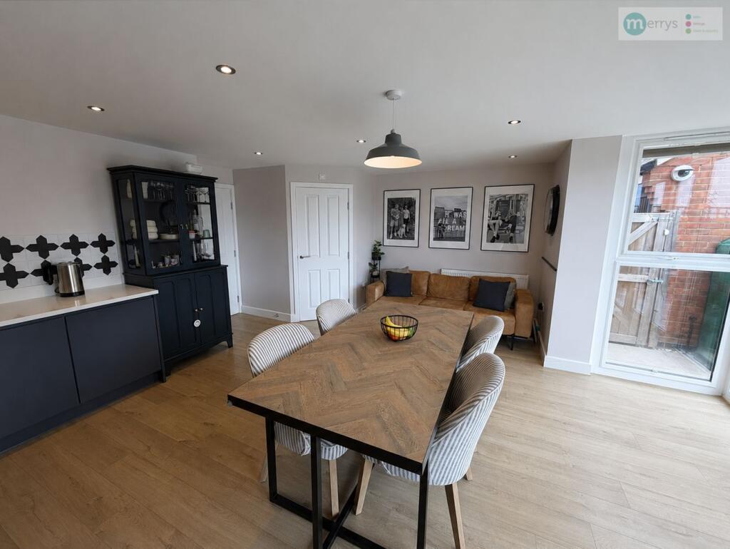 House in Irthlingborough, North Northamptonshire - View 4