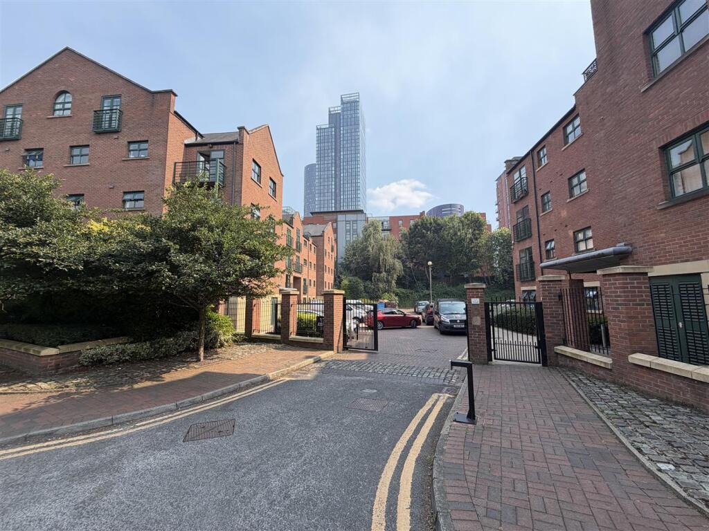 Main image of property: Slate Wharf, Manchester