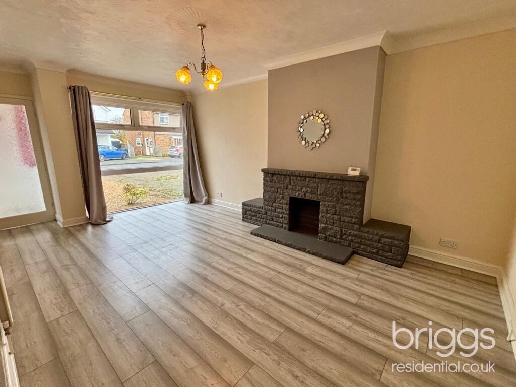 The Grove,  Market Deeping, PE6 photo 2