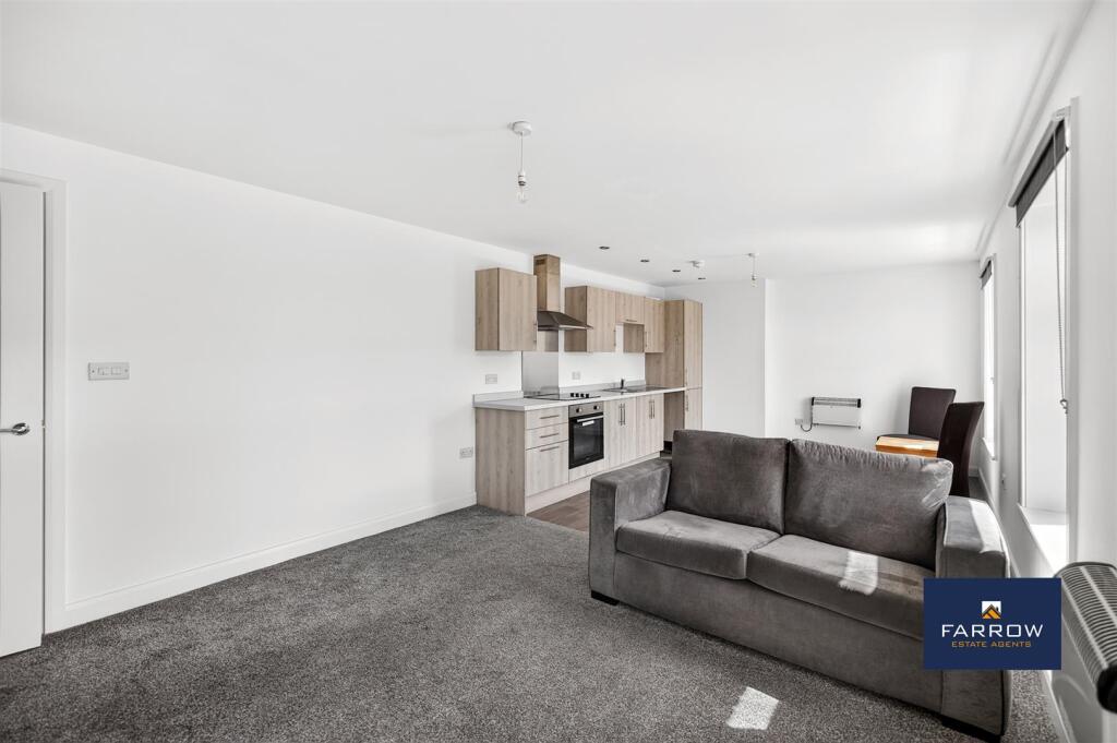 Apartment in Doncaster - More