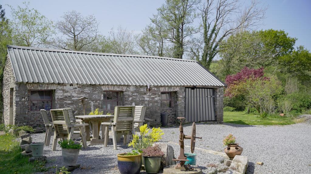 House in Swansea, Llansteffan - View 4
