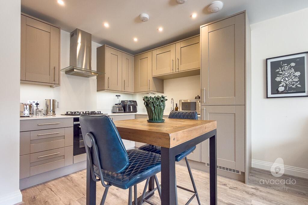 Apartment in Binfield, Amen Corner (North), Temple Park - View 3