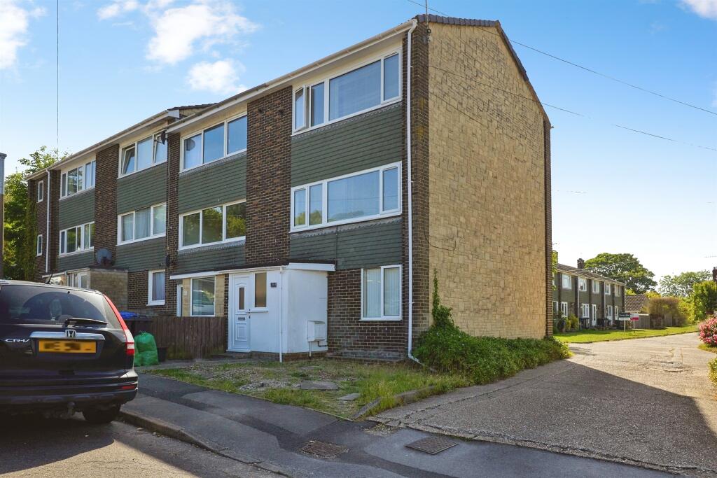 Main image of property: Hollows Close, Salisbury
