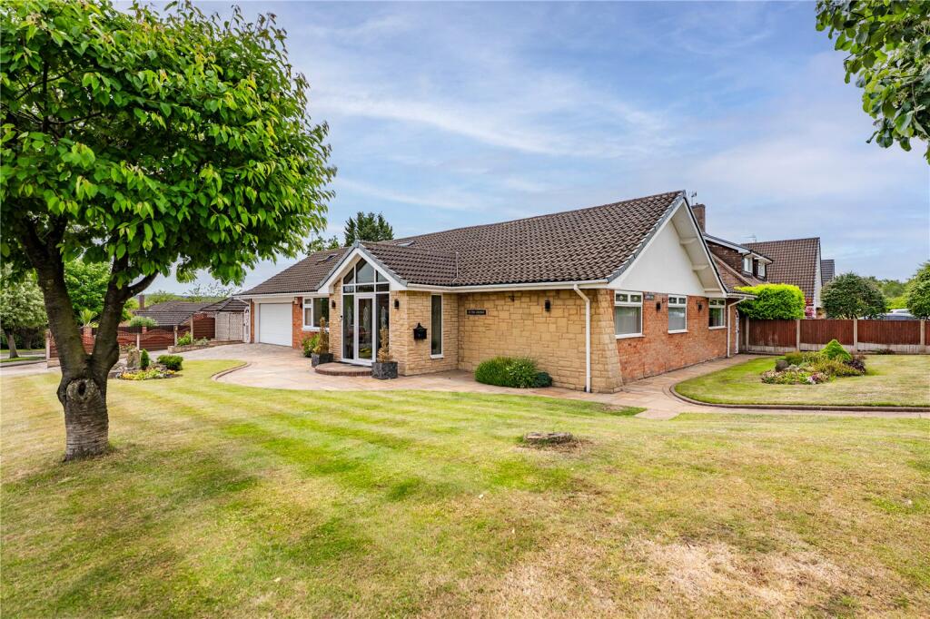 Main image of property: The Avenue, Mansfield, Nottinghamshire, NG18