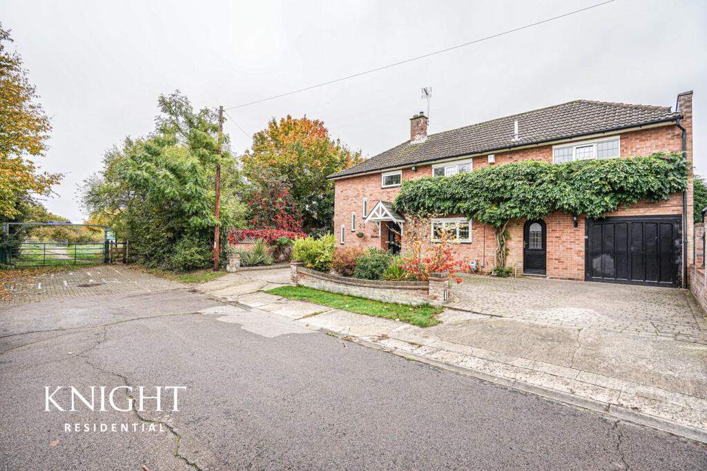 5-bed detached on Hubert Road, Colchester, CO3, £700,000