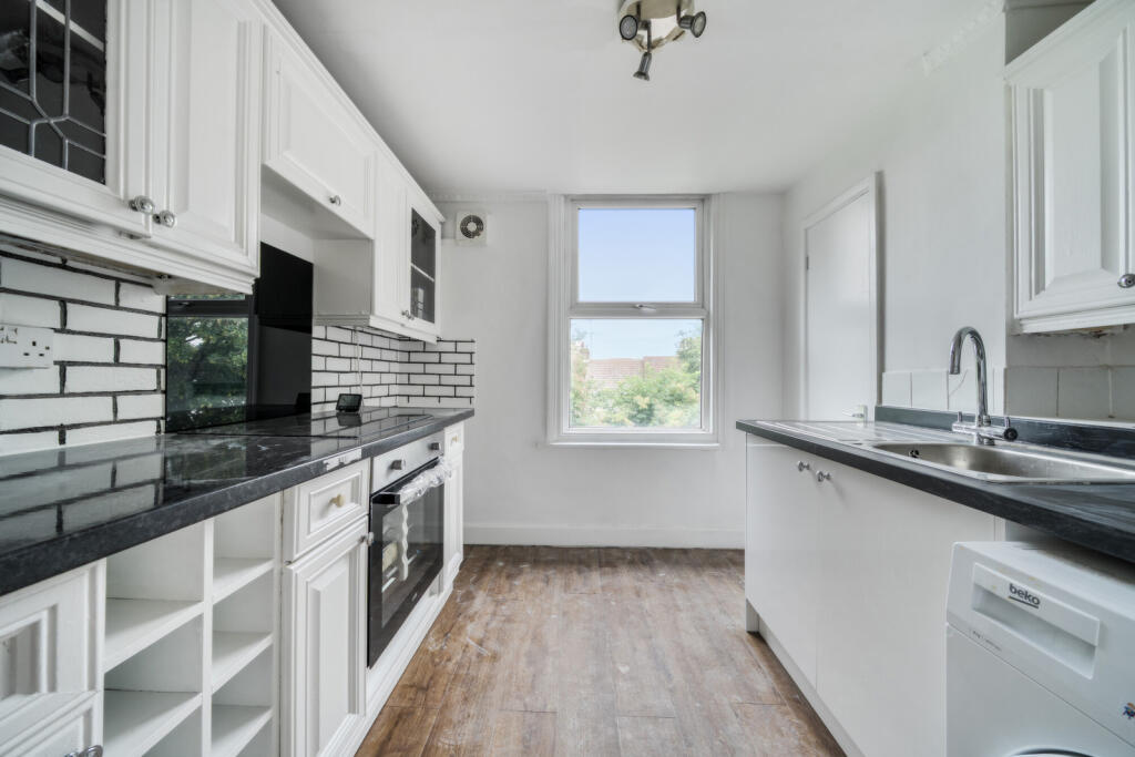 Apartment in Dartford, Temple Hill - View 4