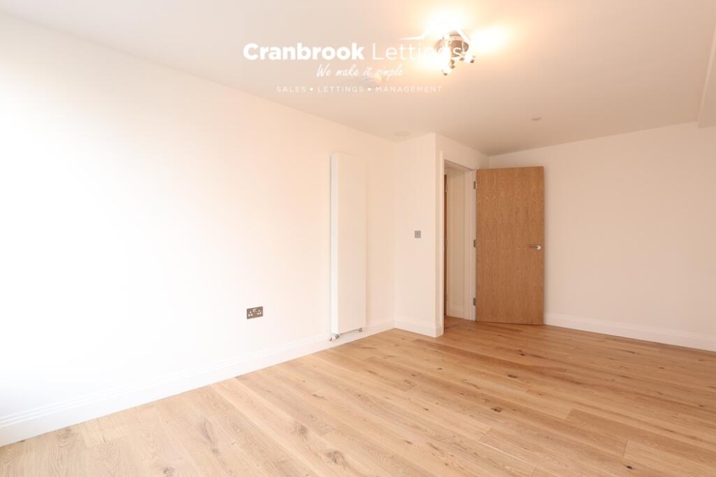 Apartment Meridian Point, London, SE8 photo 3