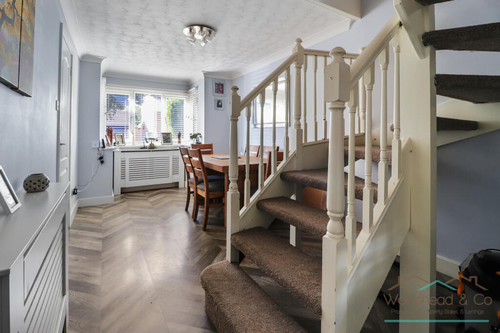 Chatsworth Drive, Wellingborough, NN8 5FB - More