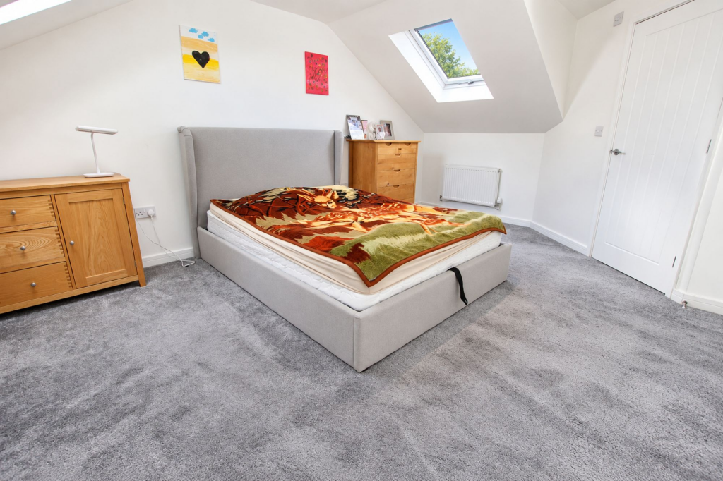 House in Rochdale, Greater Manchester - View 3