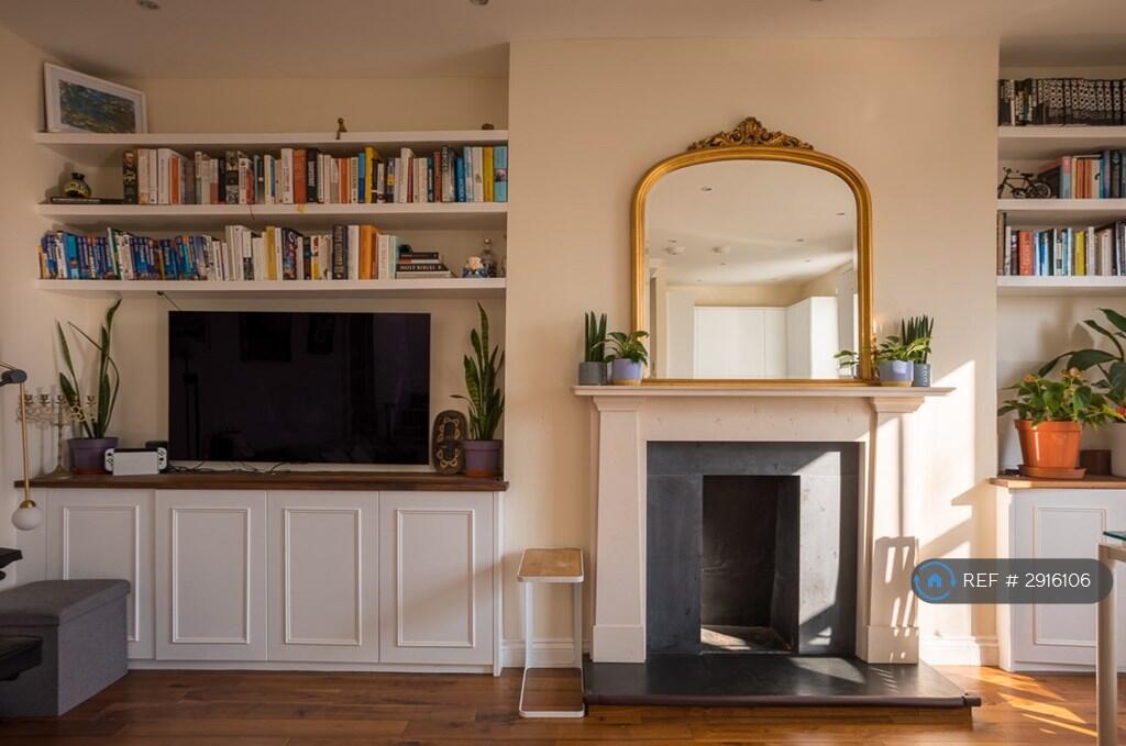 3 bedroom flat for rent