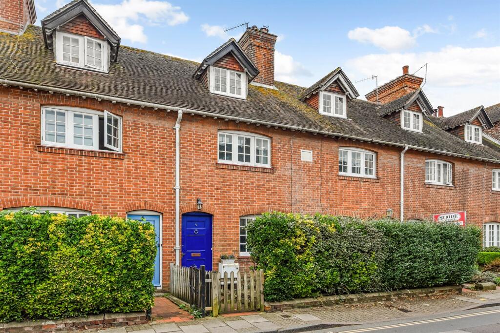 Main image of property: Little London, Chichester, PO19