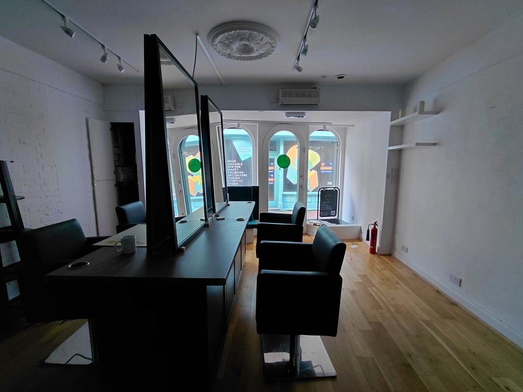 Photo 12