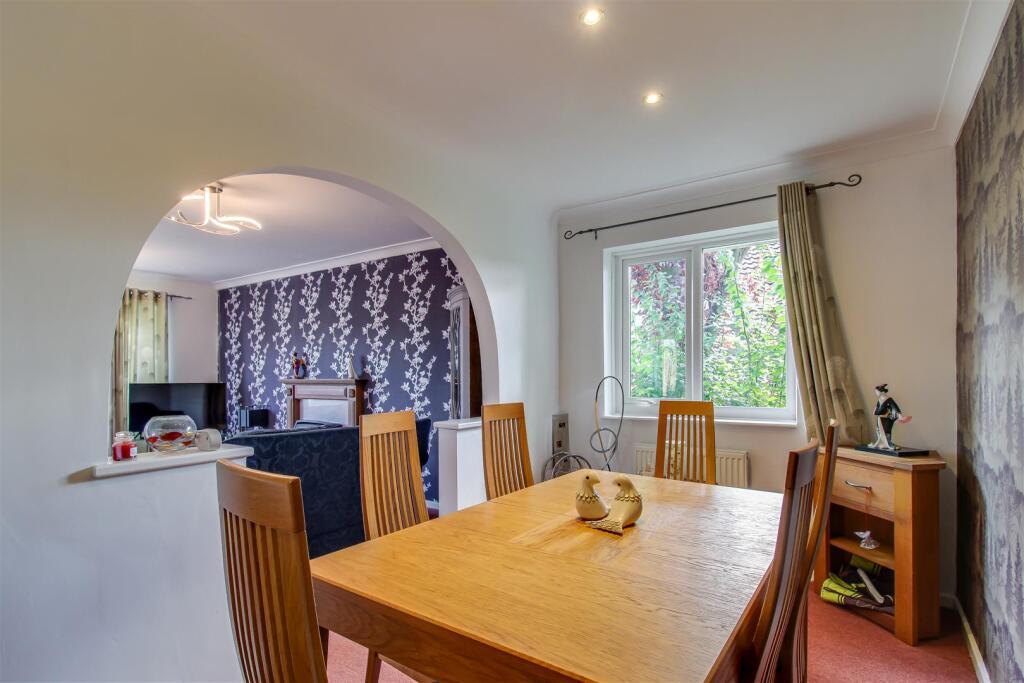 House in Wakefield, Walton - More
