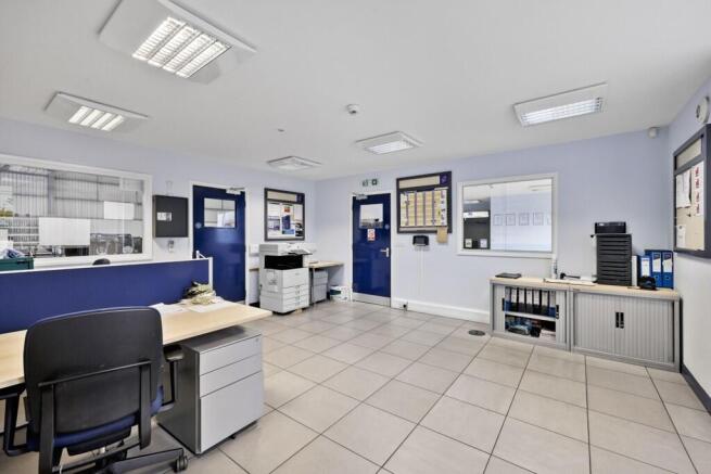 Photo 10. Open plan office - unit 2.